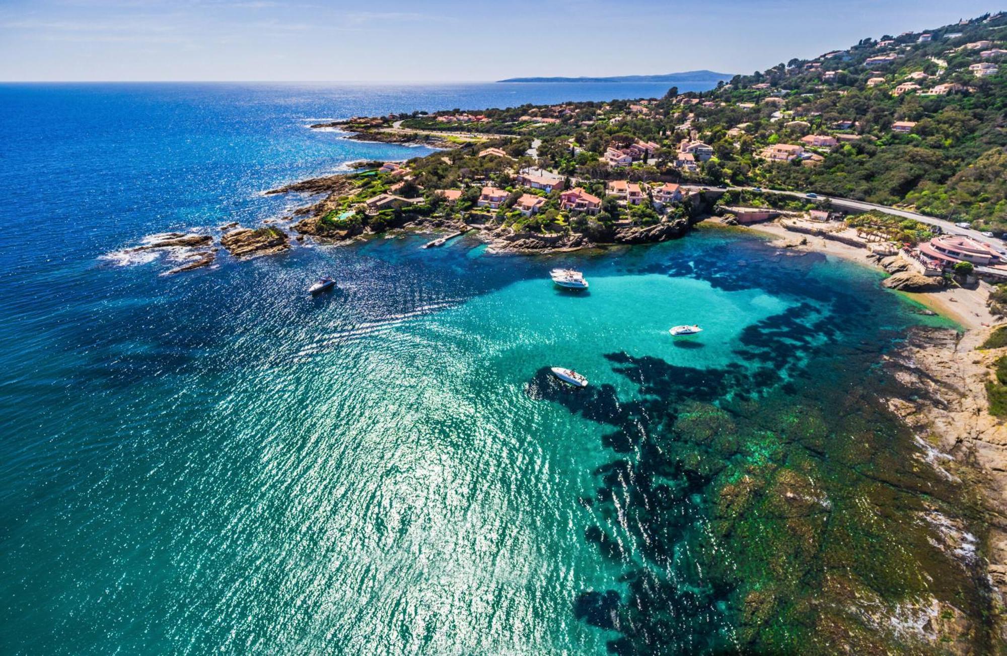 Bed and Breakfast Le Chene Et L'Eau Рокбрюн-сюр-Аржан Екстер'єр фото